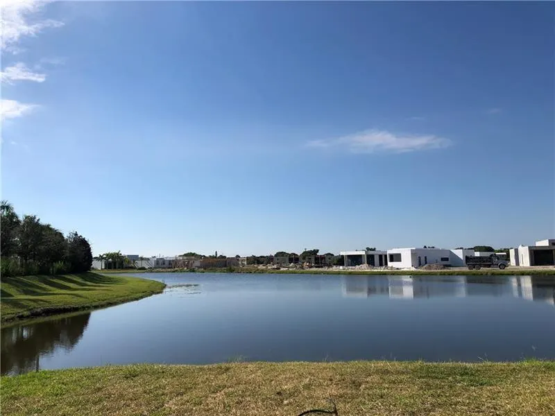 150 Riviera Cir