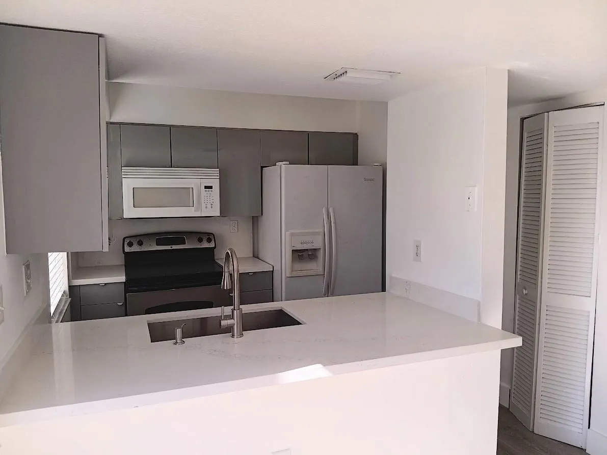 150 Riviera Cir