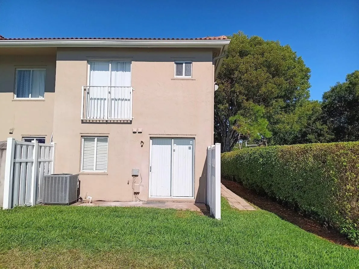150 Riviera Cir