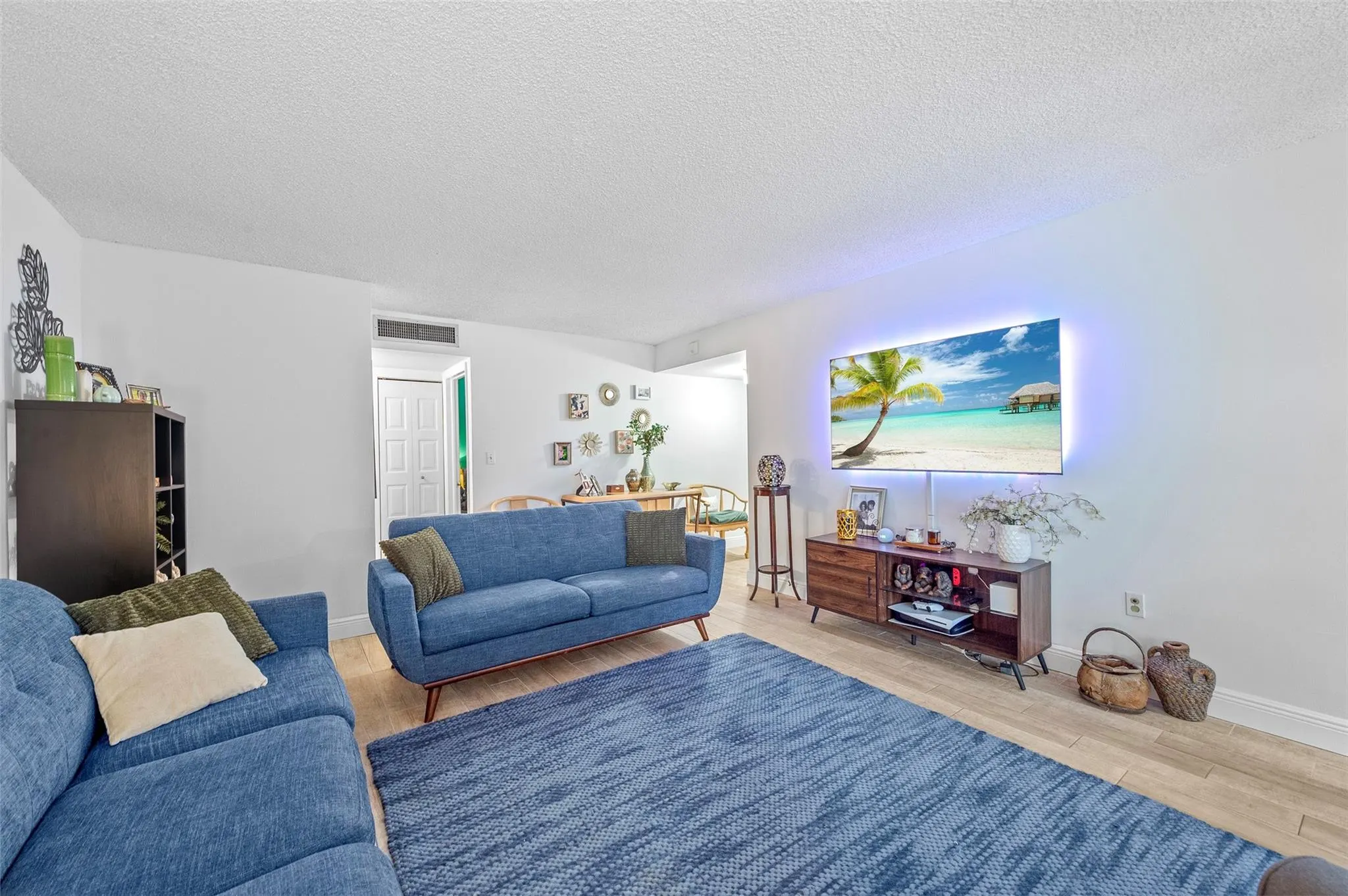6755 W Broward Blvd, #309