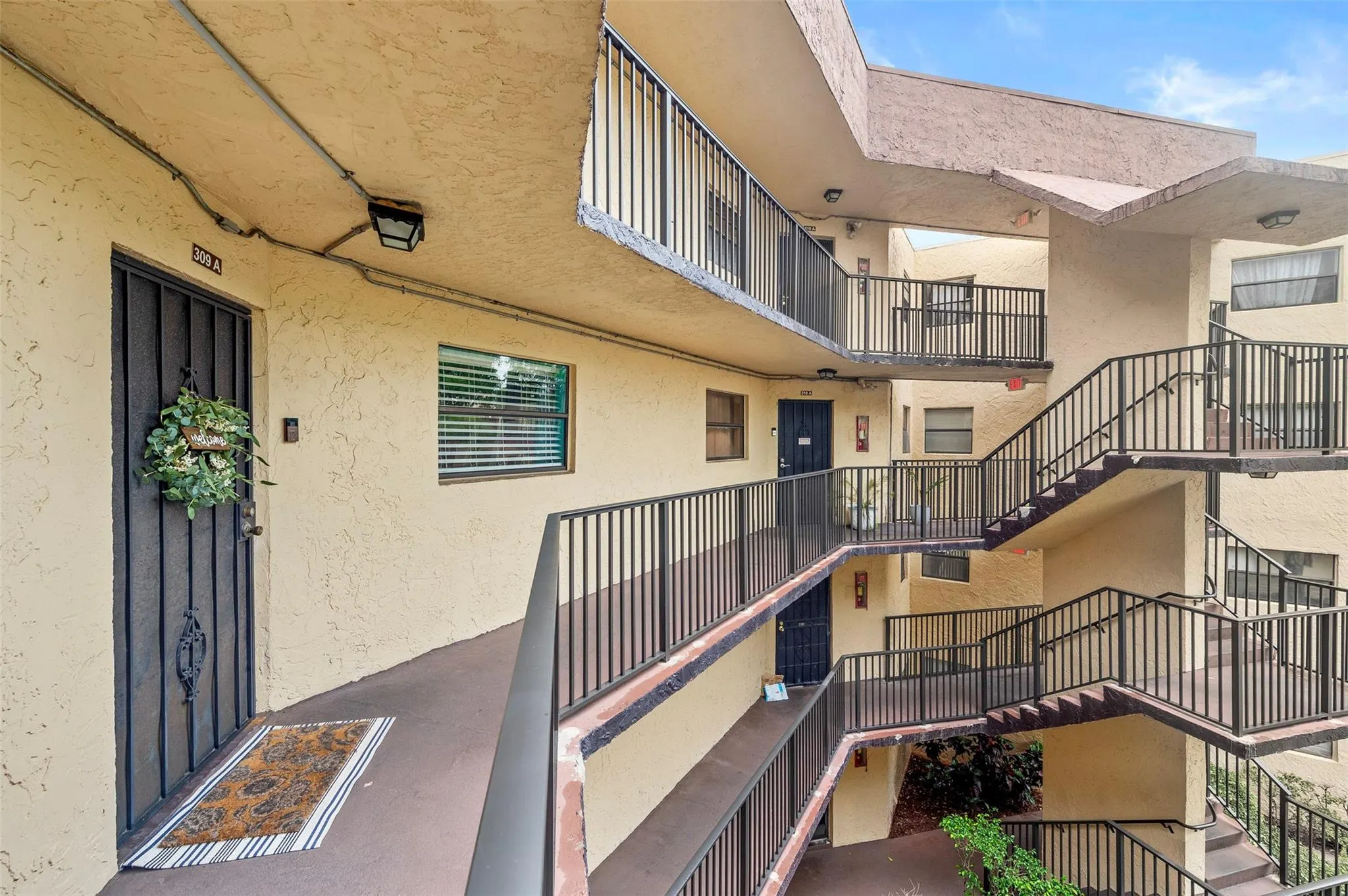 6755 W Broward Blvd, #309