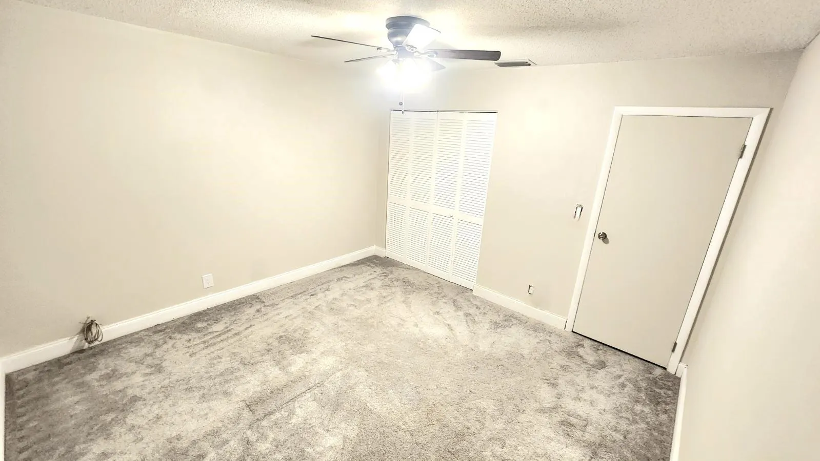 490 N Laurel Dr, #8A
