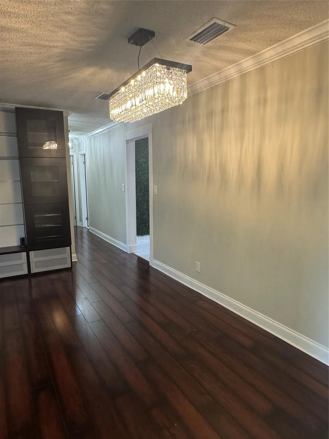 490 N Laurel Dr, #8A