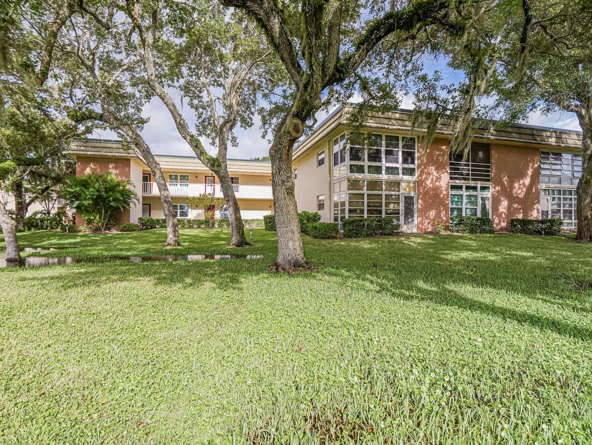6 Vista Gardens Trl, #201