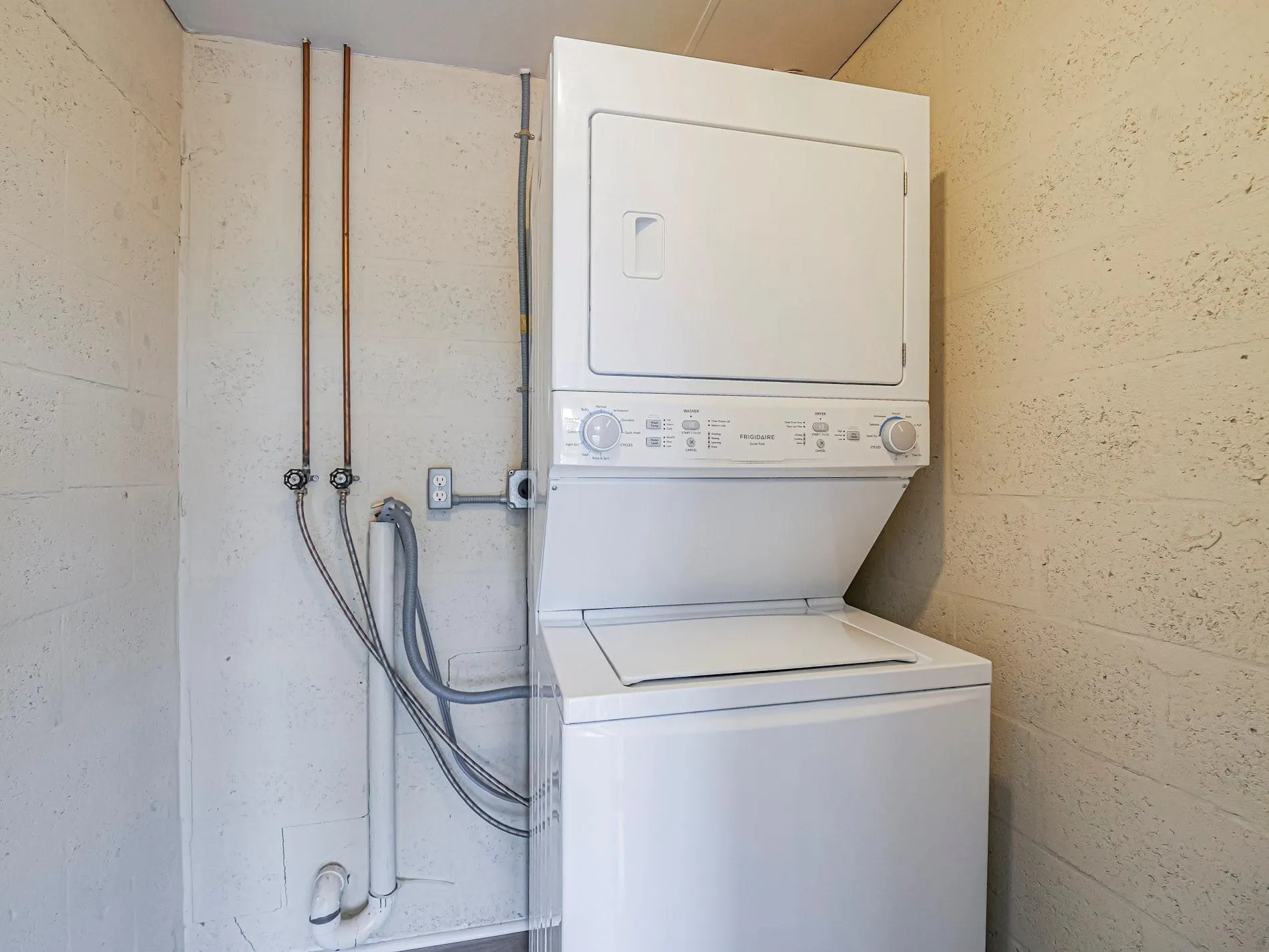6 Vista Gardens Trl, #201