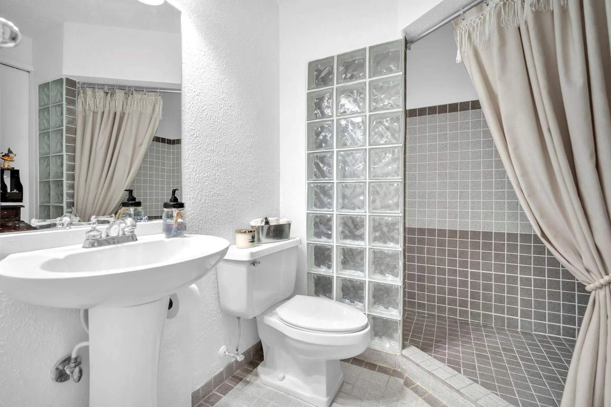 1550 NW 93rd Ave, #297