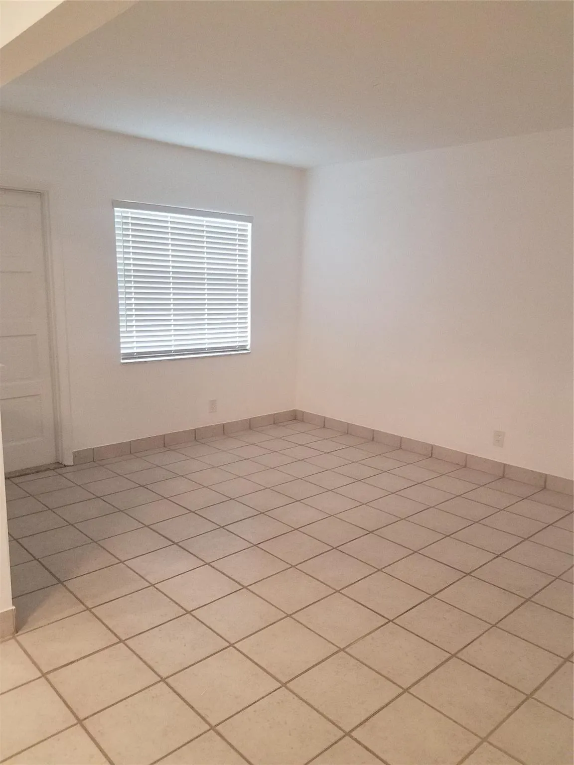 161 SW 15th St