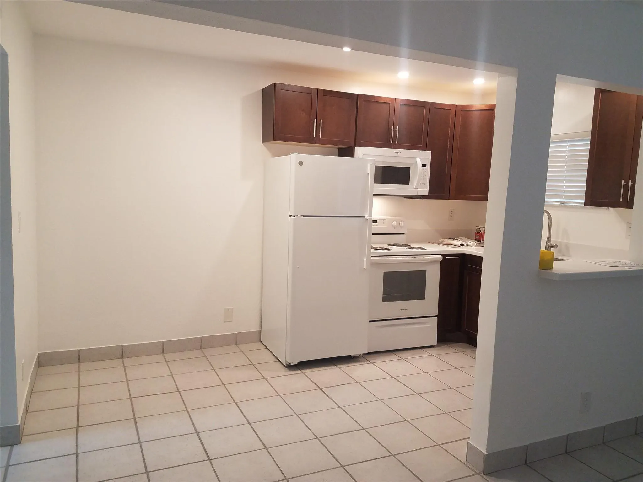 161 SW 15th St
