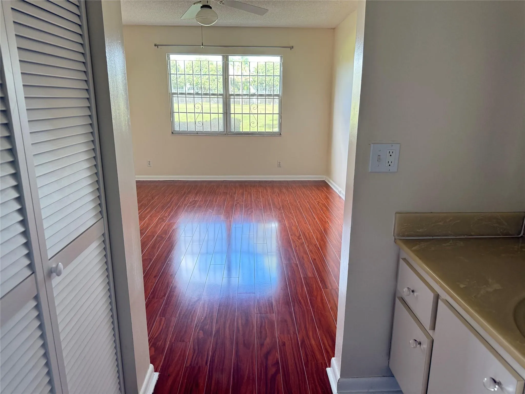 701 SW 128th Ave, #110 F
