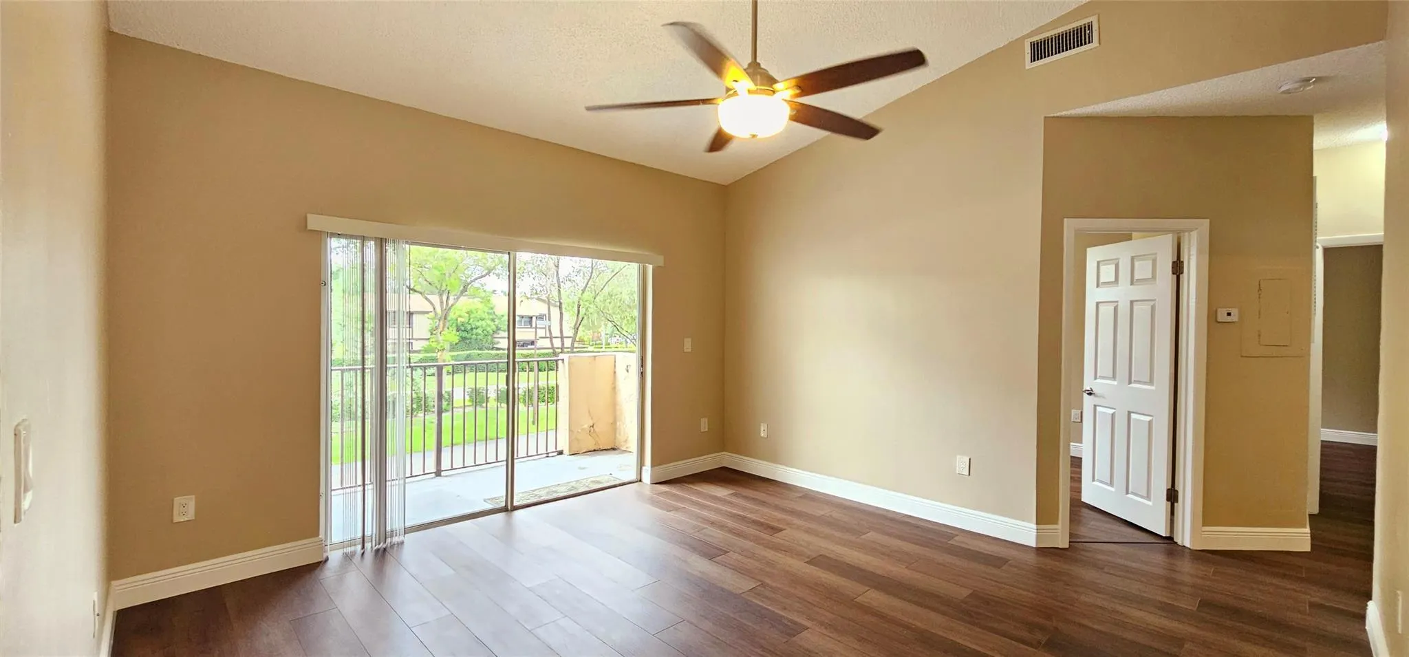 1941 NW 96TH TERRACE, #8K