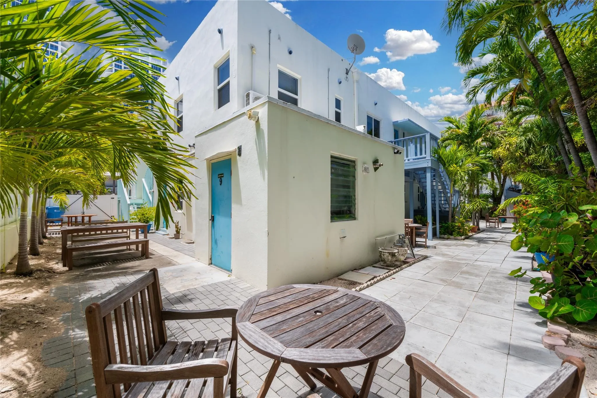 3015 Seville St, #7