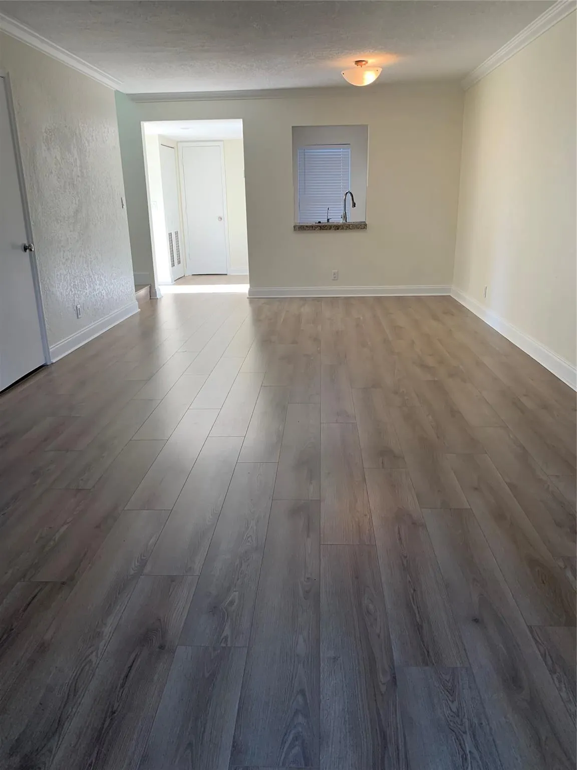 1700 NW 4th Ave