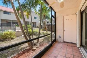 1700 NW 4th Ave
