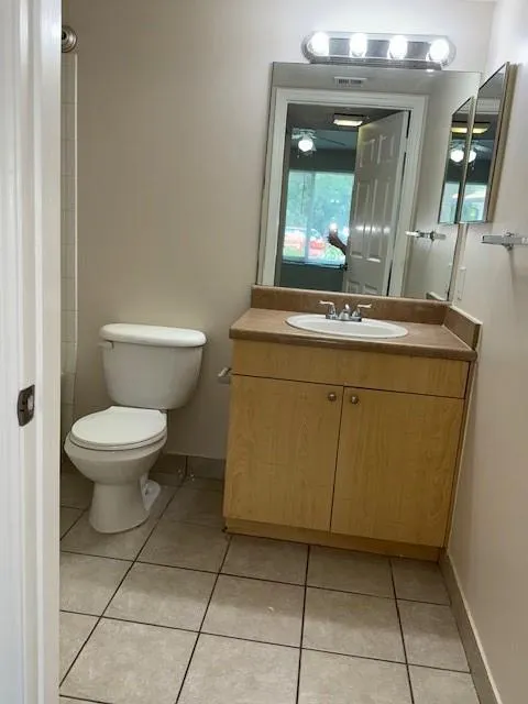 1105 Villa Ln, #1105