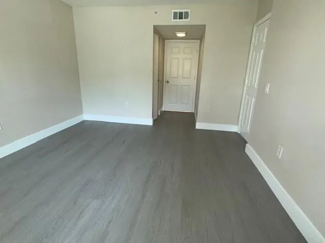 1105 Villa Ln, #1105