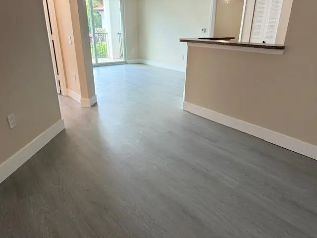 1105 Villa Ln, #1105