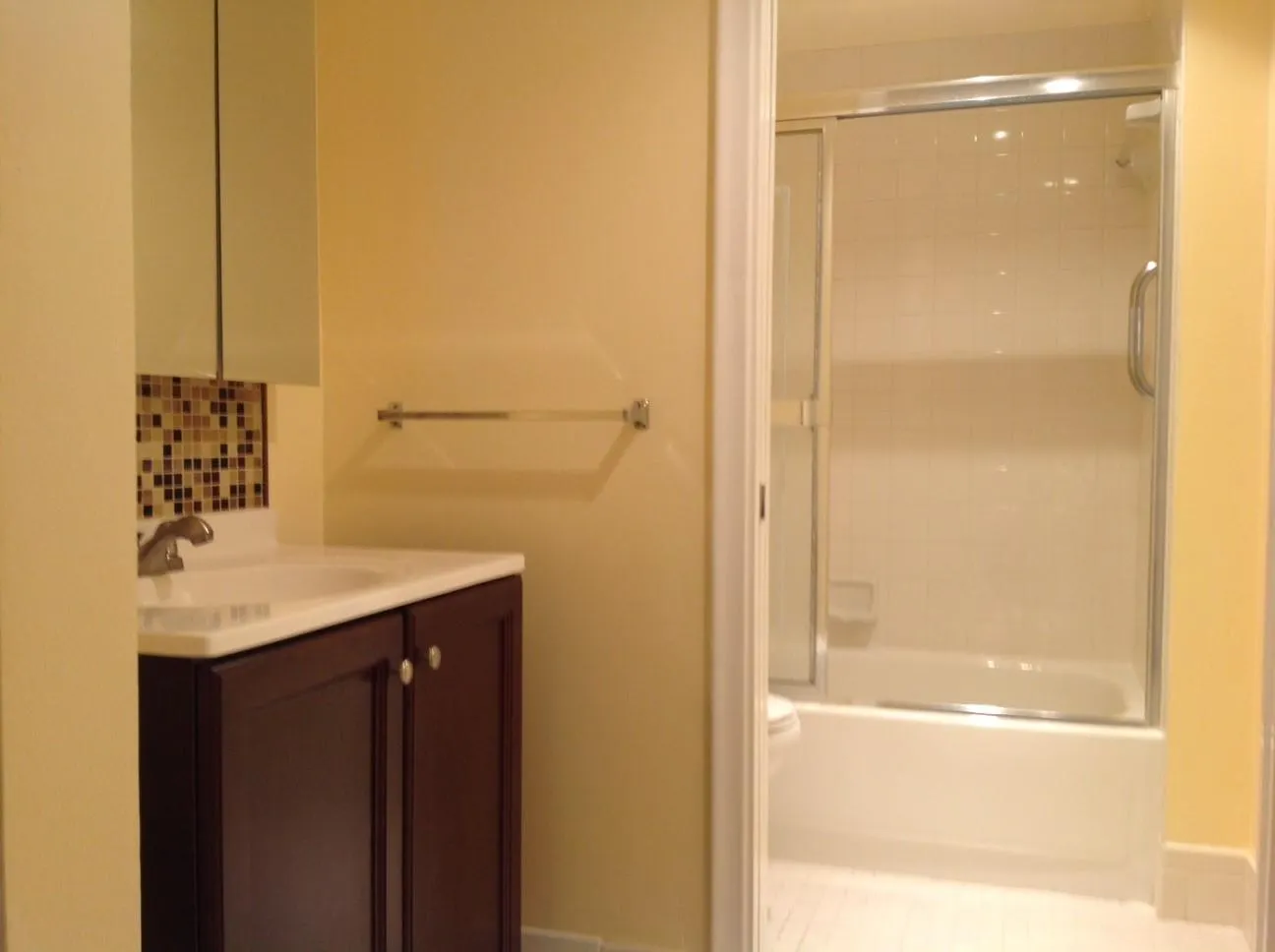 1805 Eleuthera Pt, #J2
