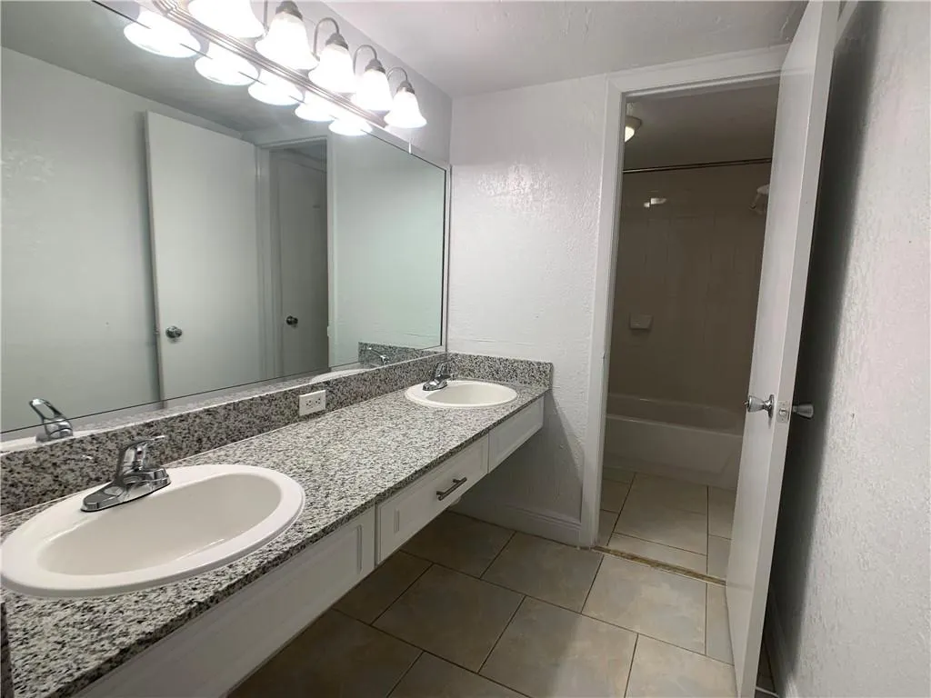 9357 SW 77 Ave, #25-245