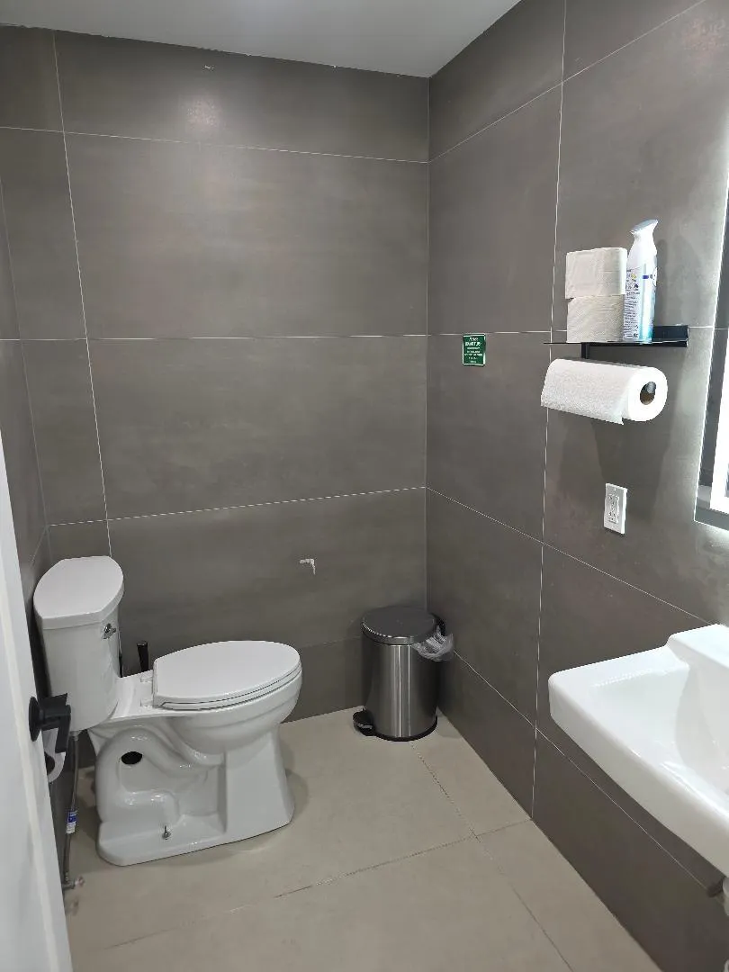 5738 W Hallandale Beach Blvd