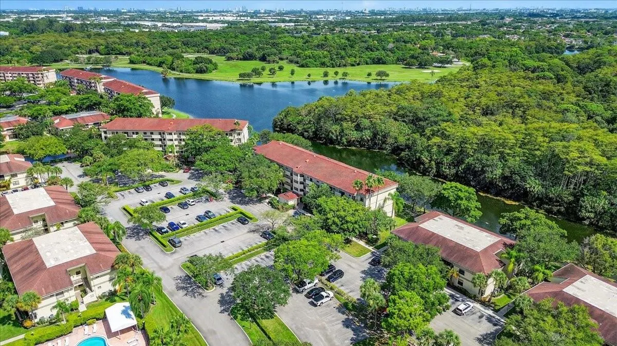 2908 S CARAMBOLA CIRCLE, #301