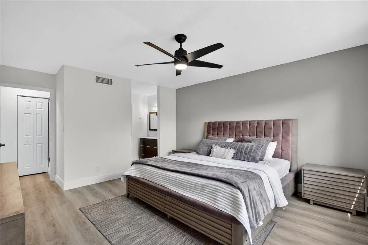 2908 S CARAMBOLA CIRCLE, #301