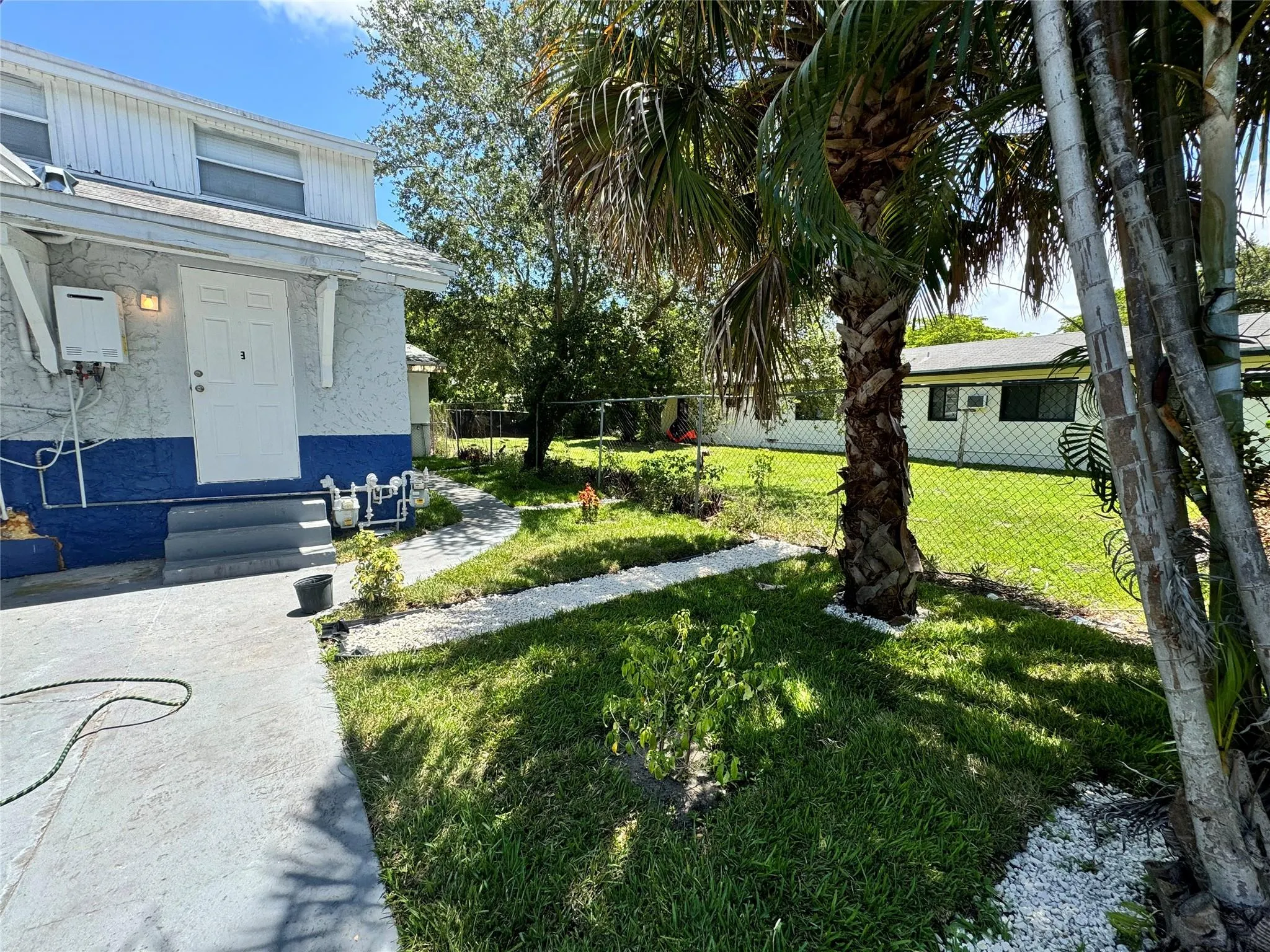 1947 Madison St, #4