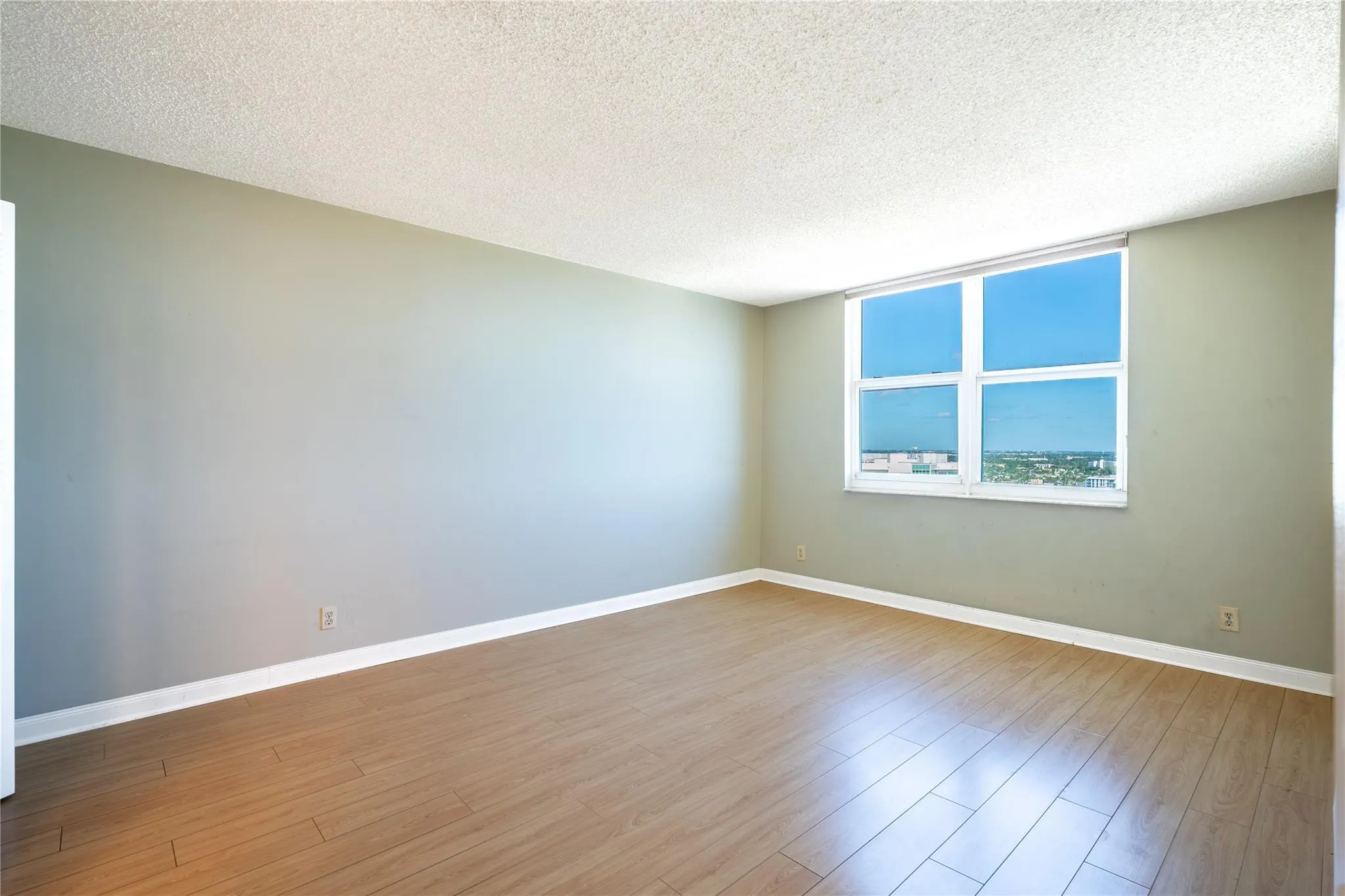 101 Briny Ave, #2509