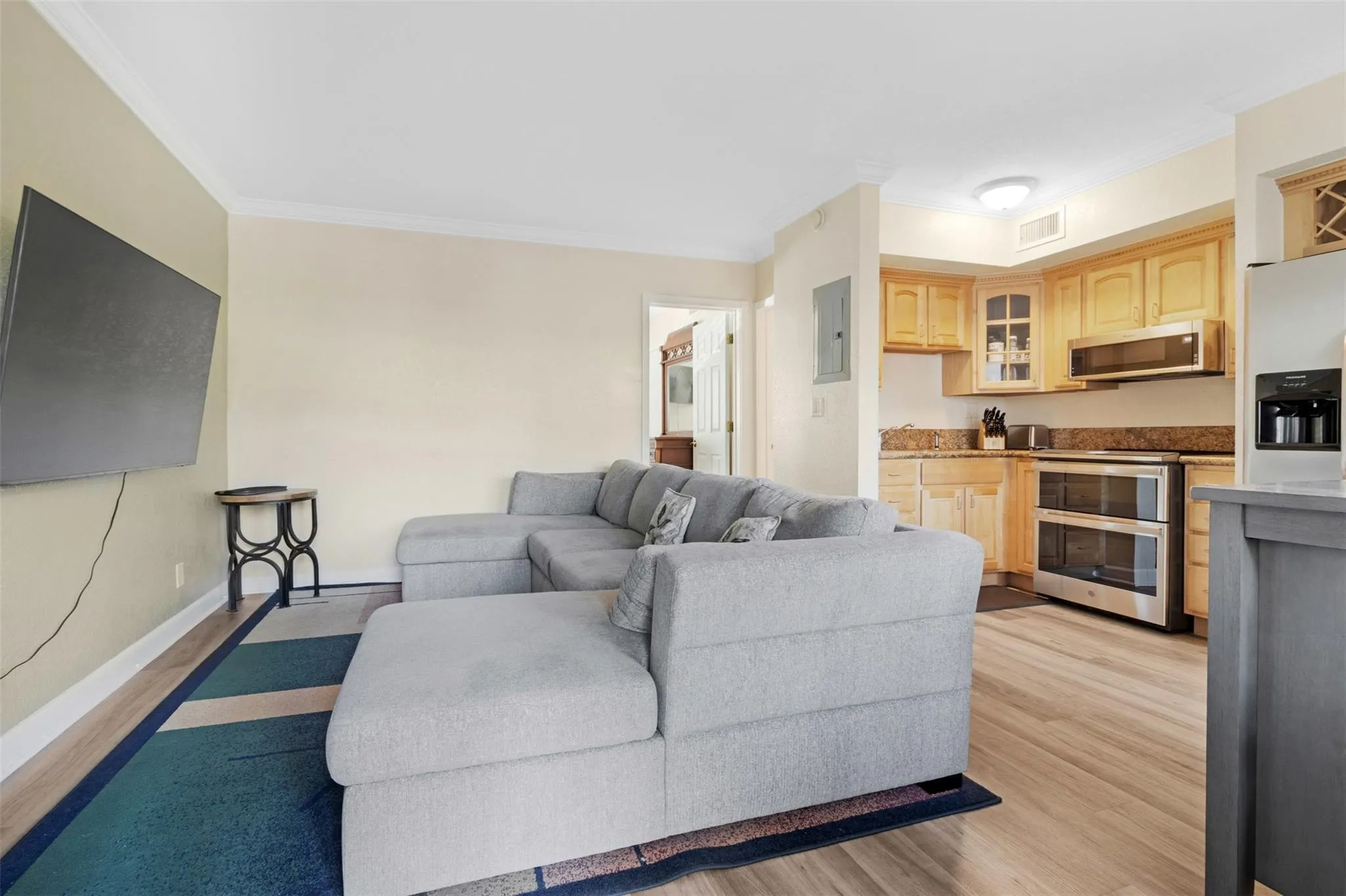 924 SE 2nd St, #7