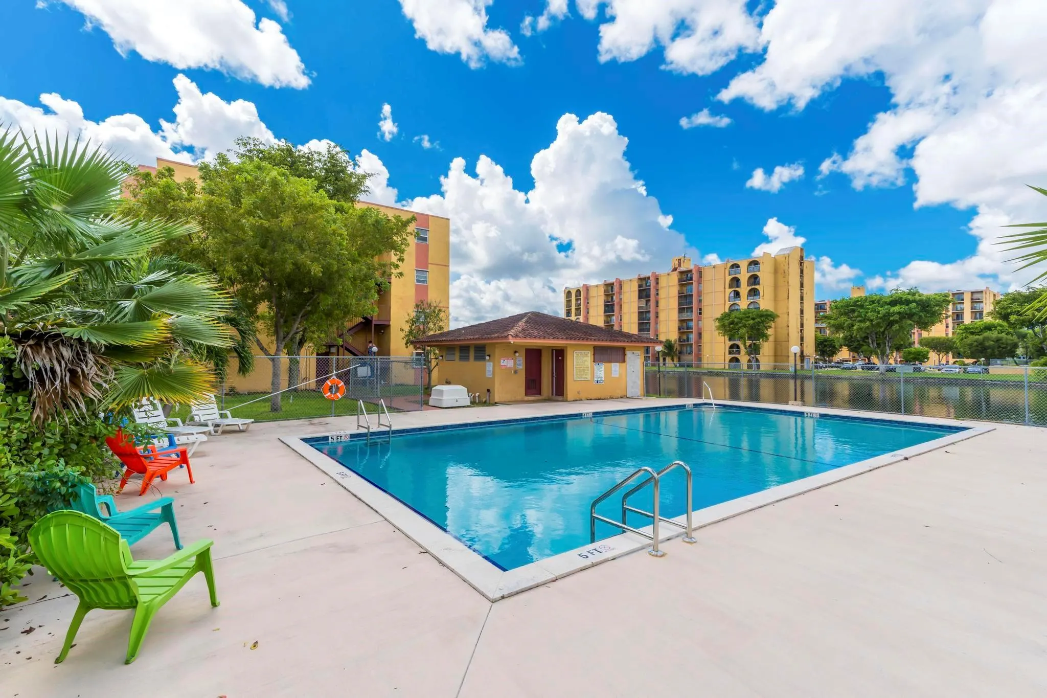 4707 NW 7th St, #110