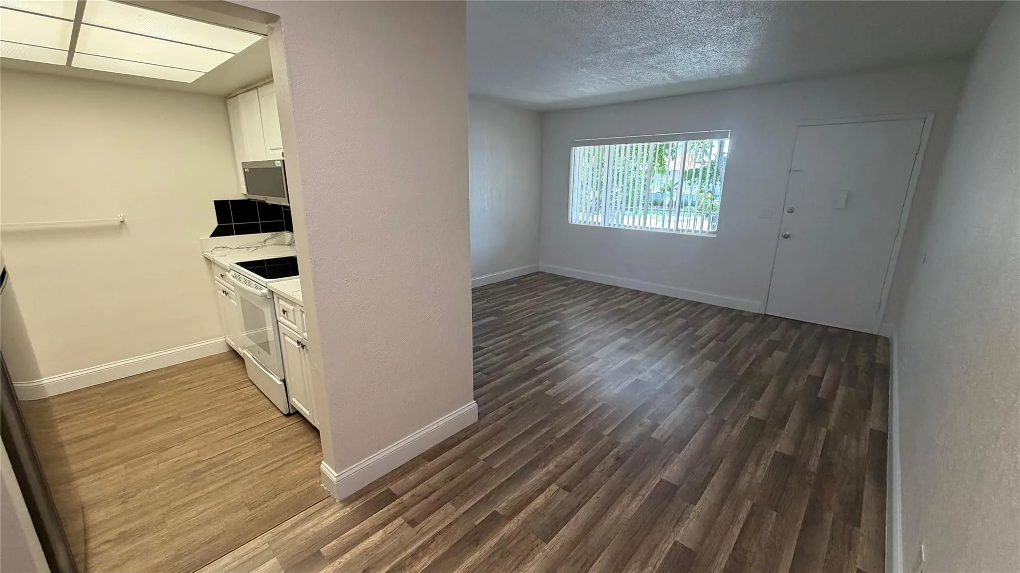 344 SE 11th Ave, #15