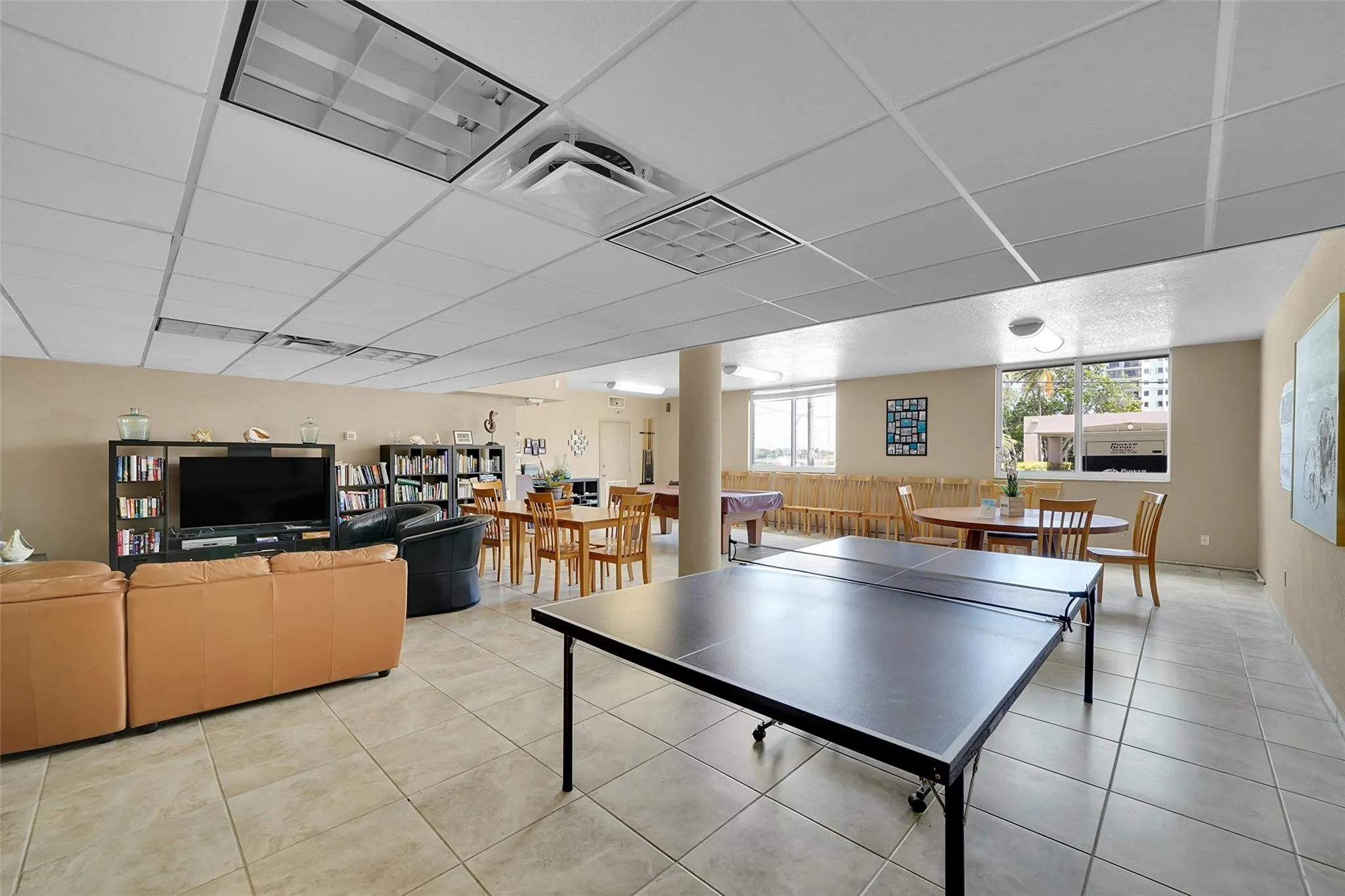1401 S OCEAN DR, #204