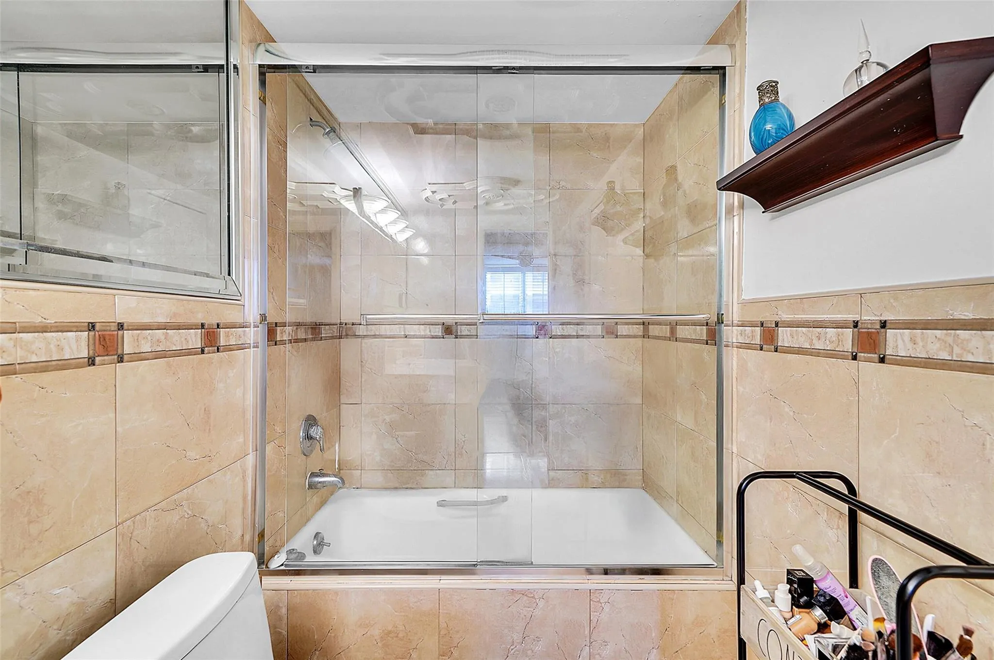 1401 S OCEAN DR, #204
