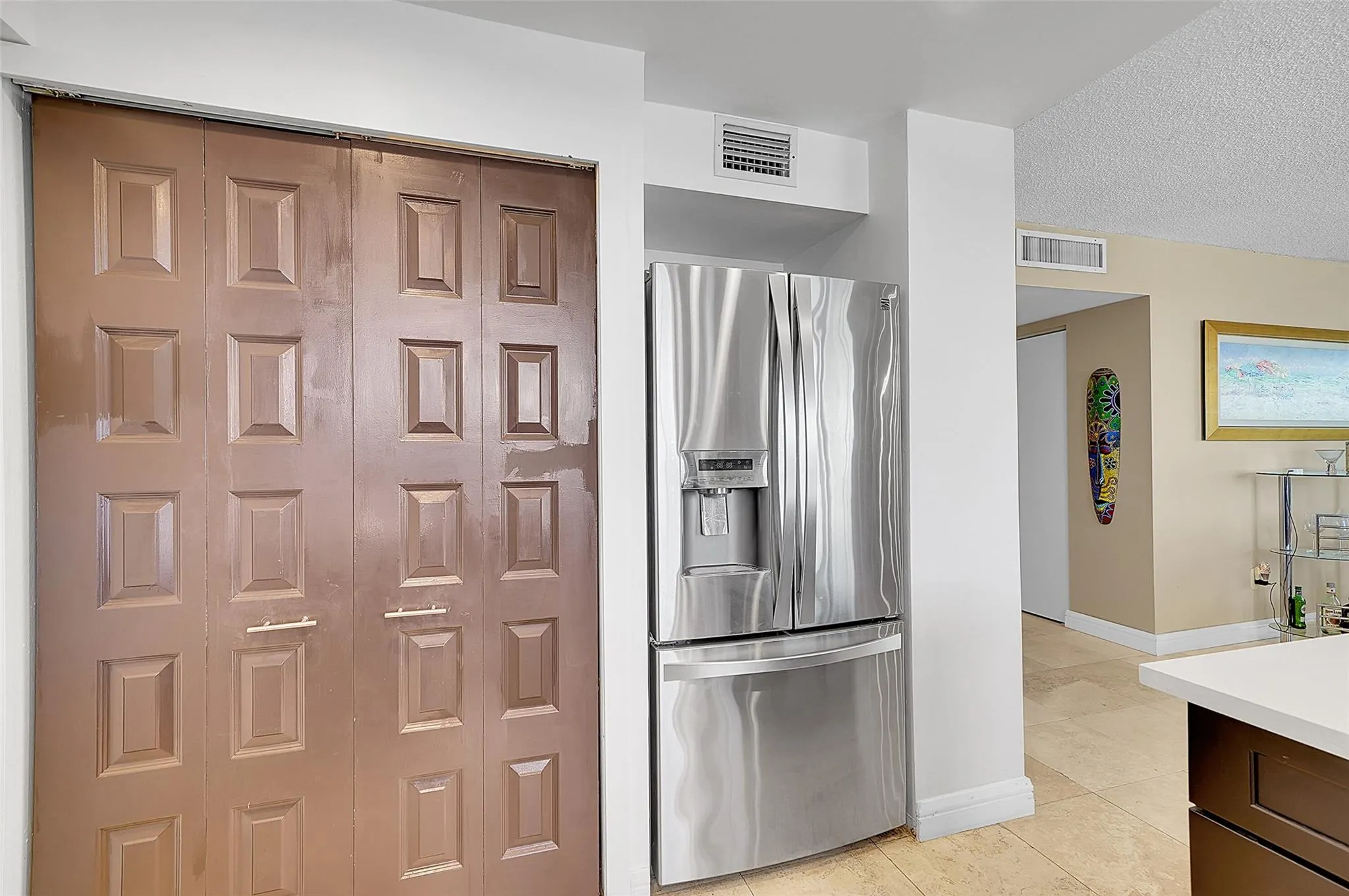 1401 S OCEAN DR, #204