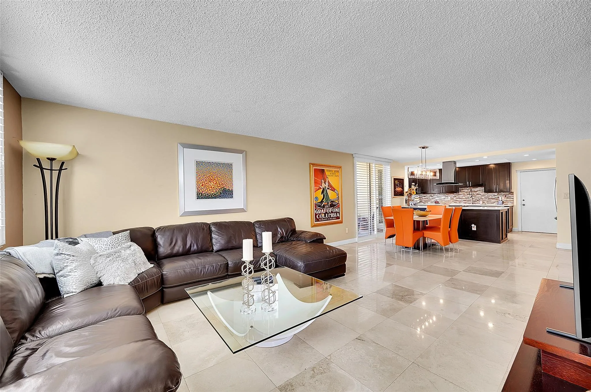 1401 S OCEAN DR, #204