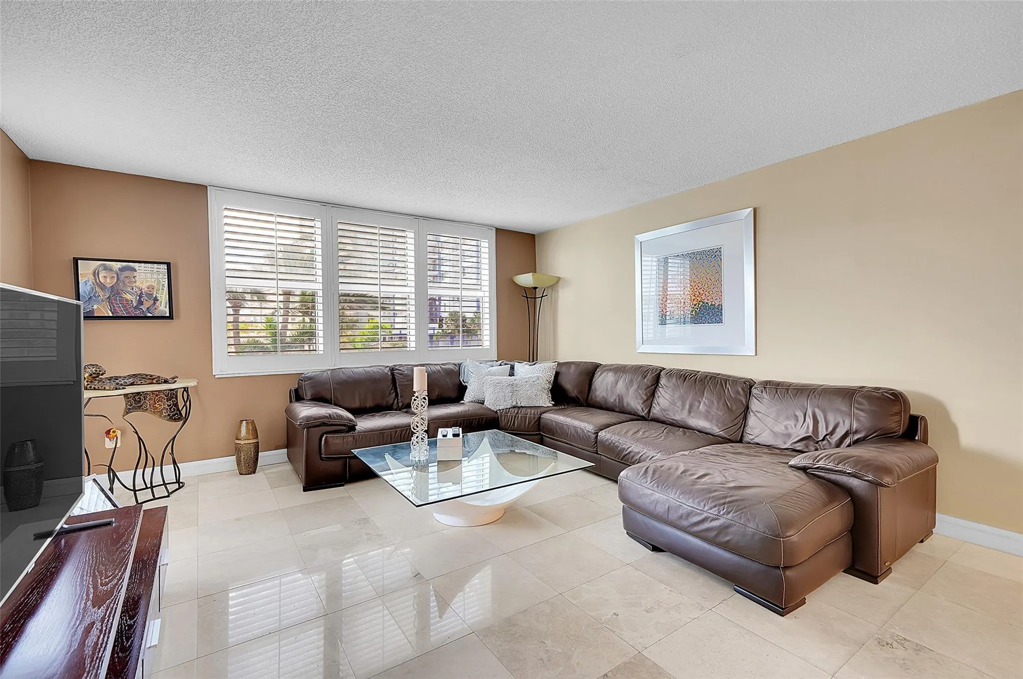 1401 S OCEAN DR, #204