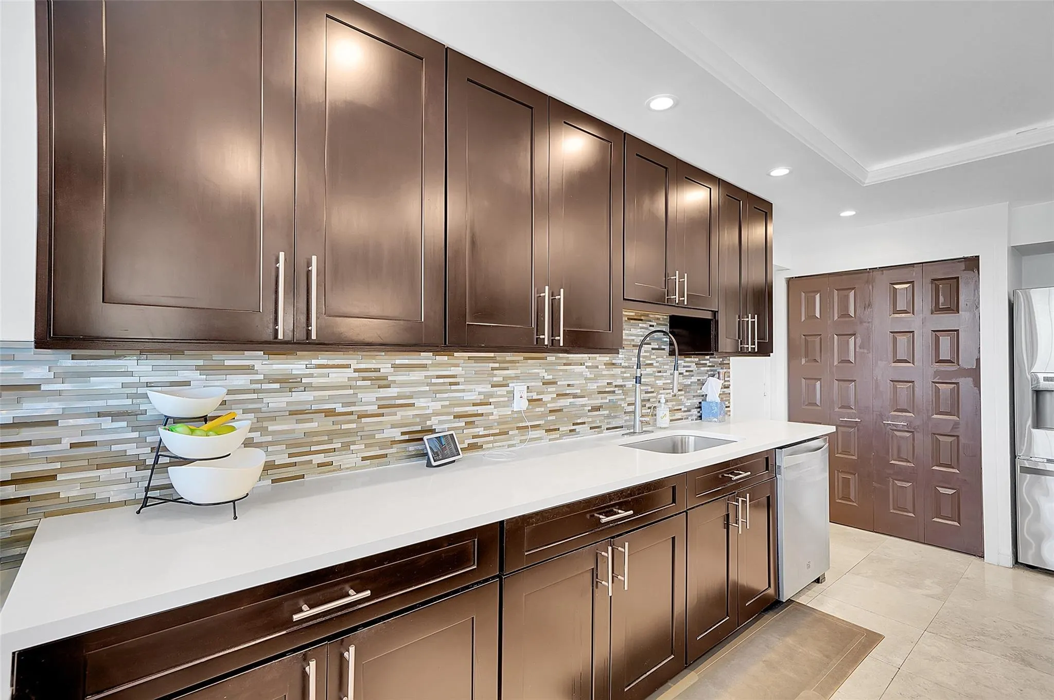 1401 S OCEAN DR, #204