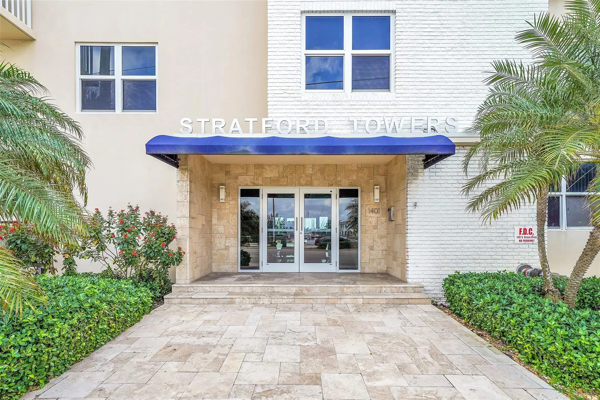 1401 S OCEAN DR, #204