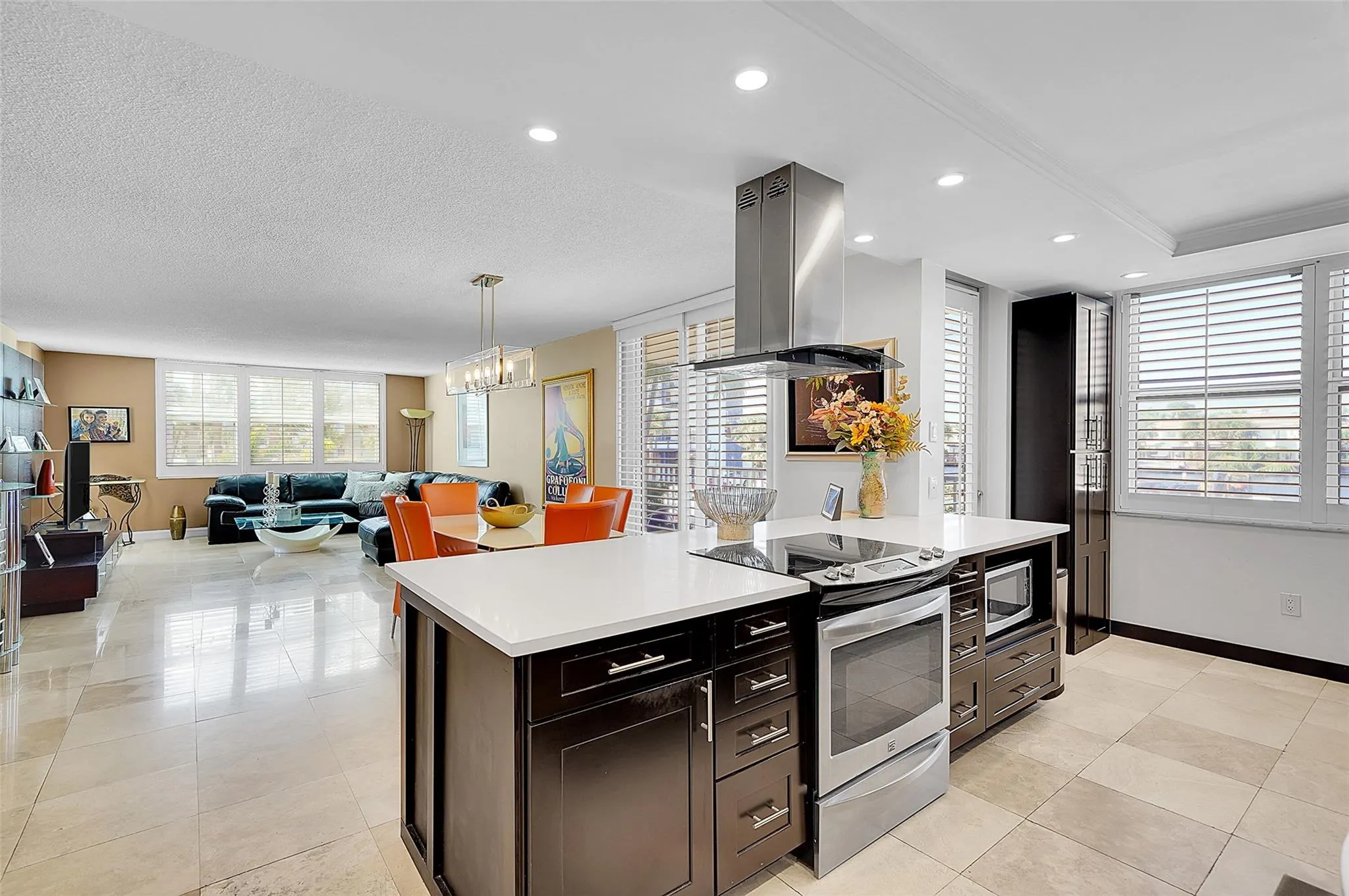 1401 S OCEAN DR, #204