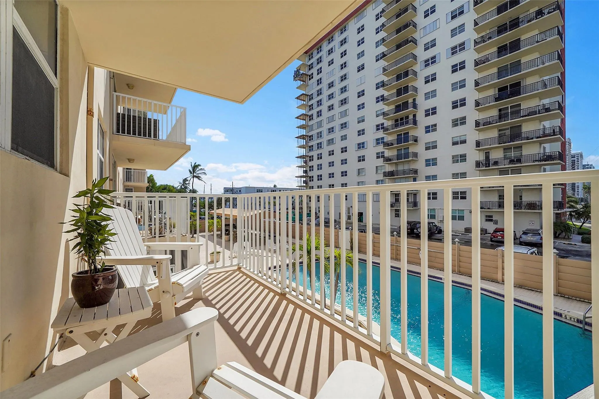 1401 S OCEAN DR, #204