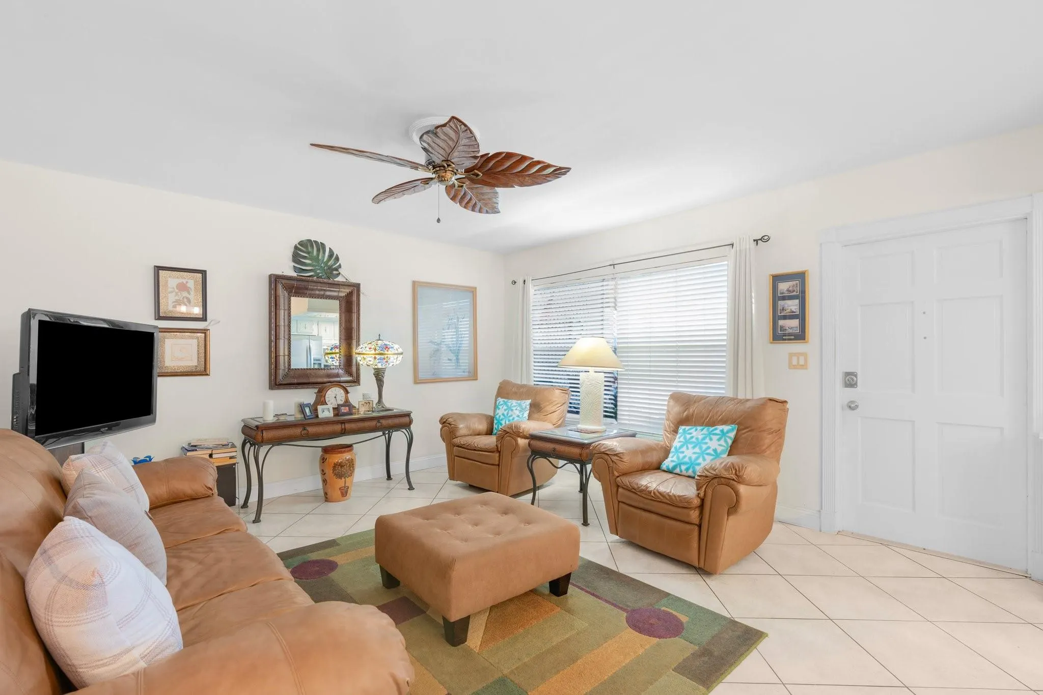 100 SE 6th Ave, #304
