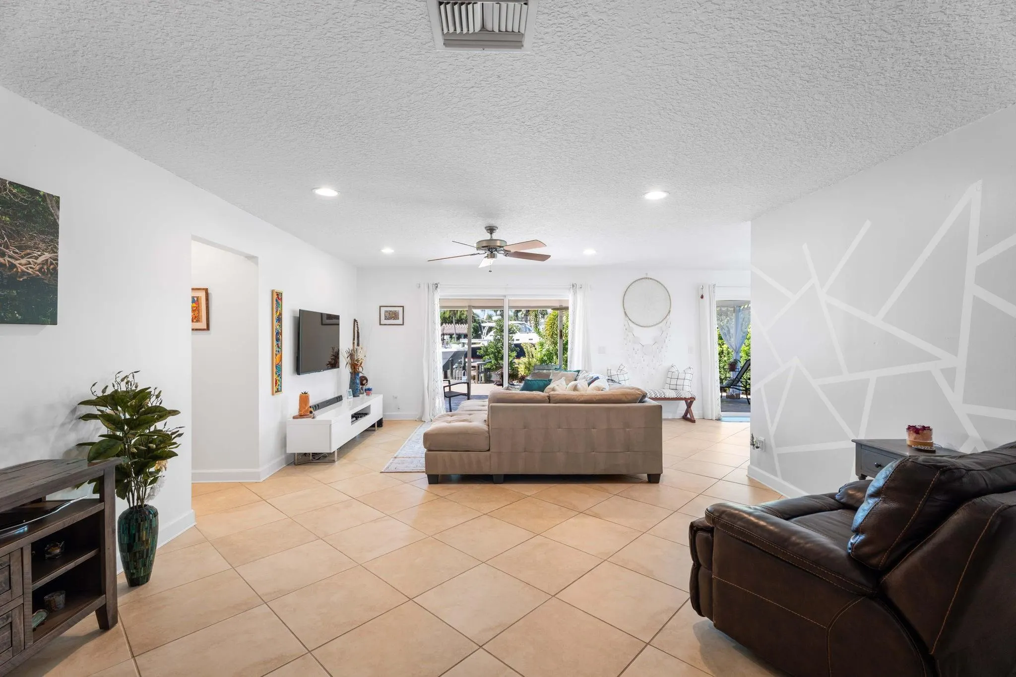 1798 SW Cabin Pl