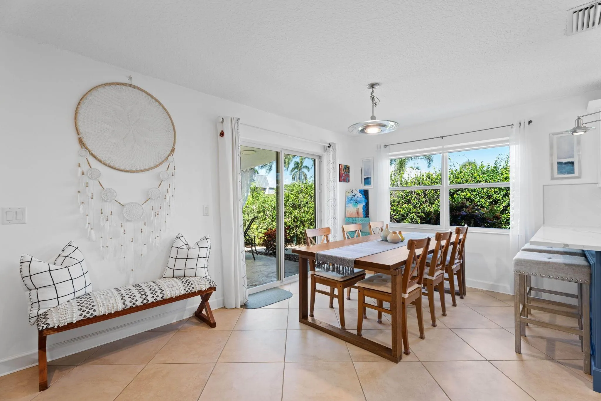 1798 SW Cabin Pl