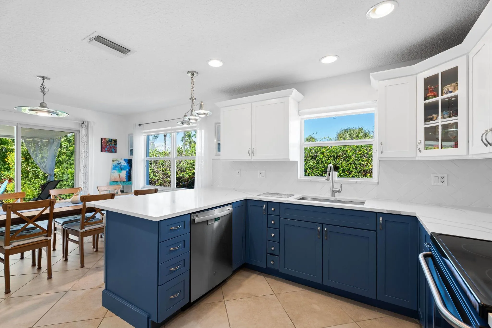 1798 SW Cabin Pl