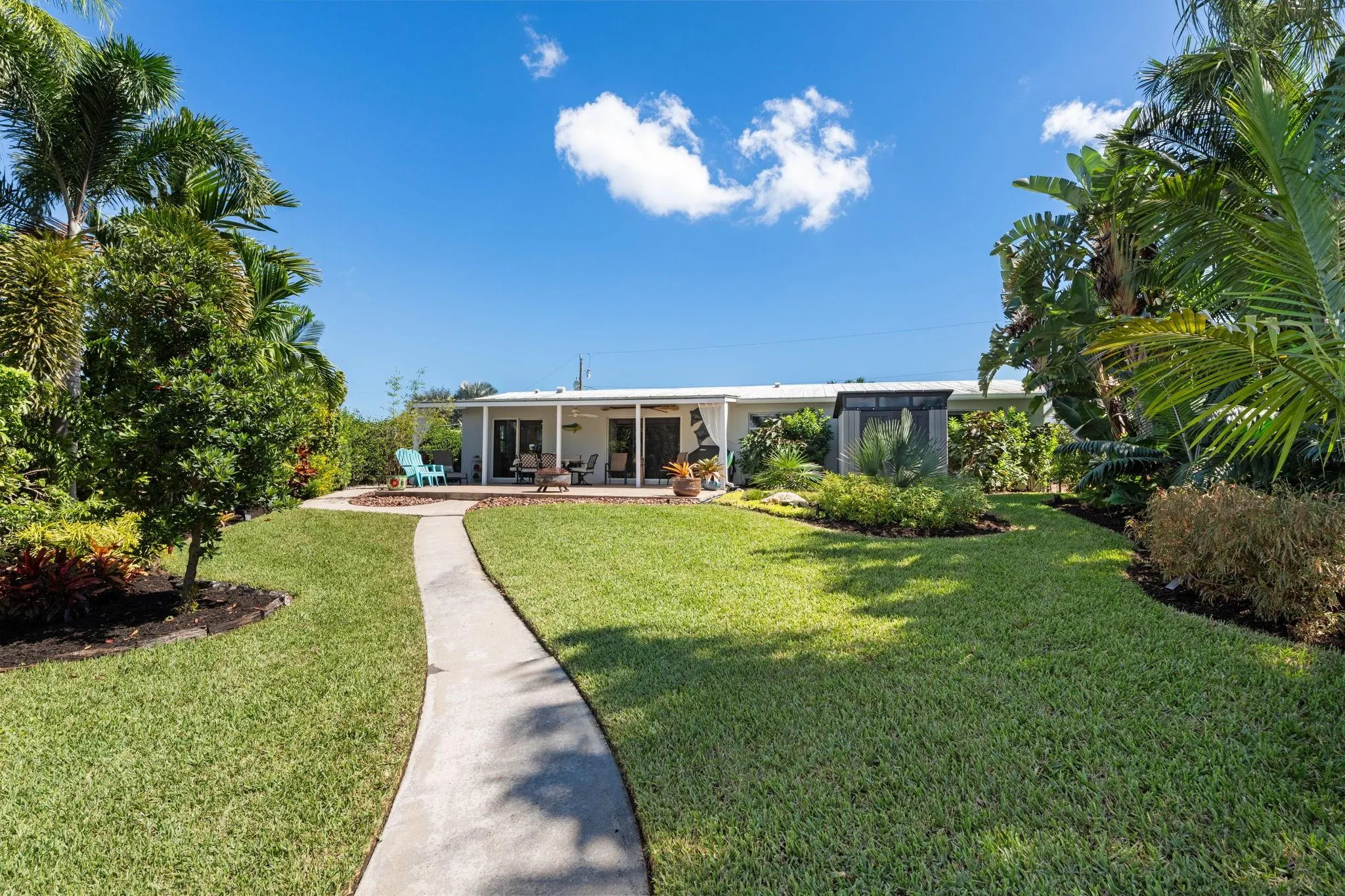 1798 SW Cabin Pl