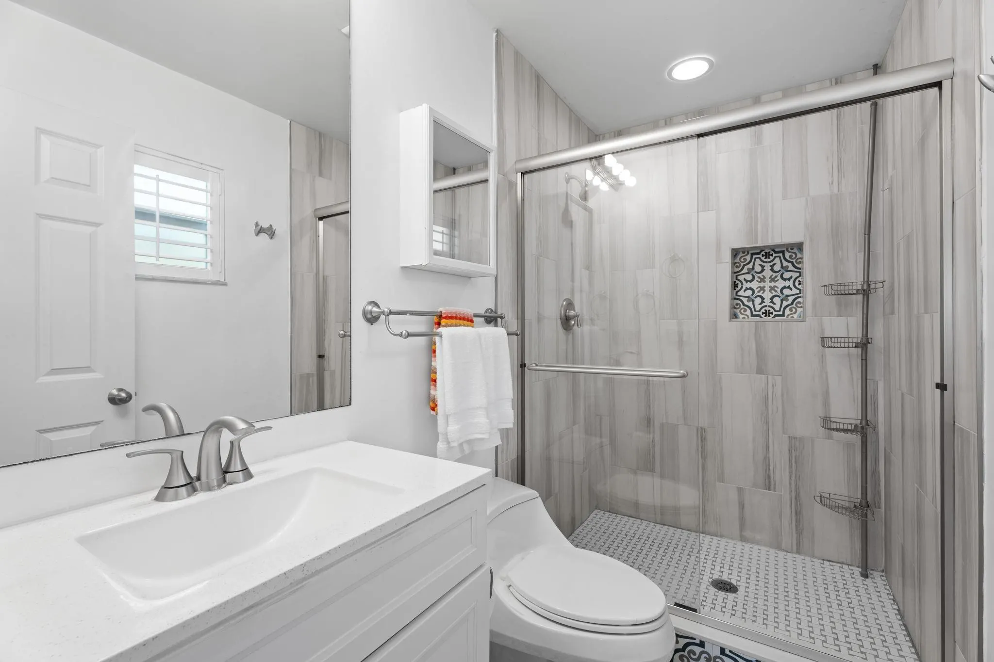 1798 SW Cabin Pl