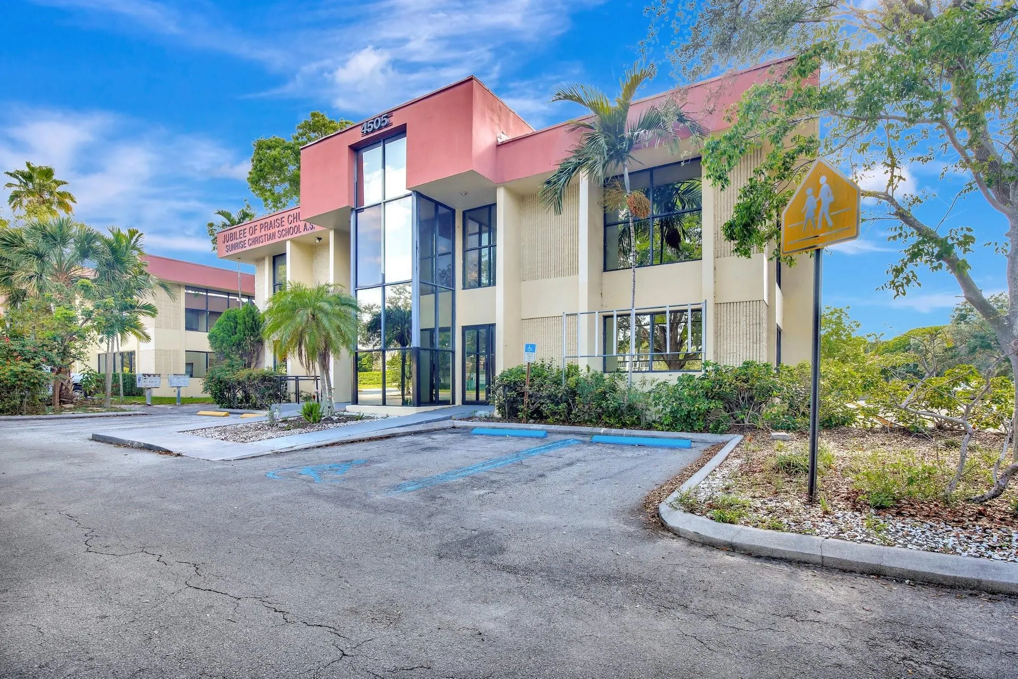 4505 NW 103rd Ave
