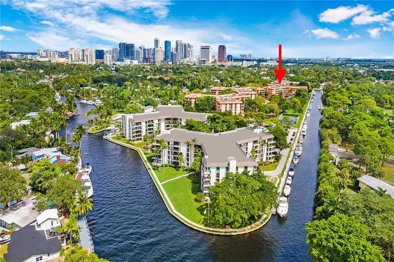 1000 River Reach Dr, #310