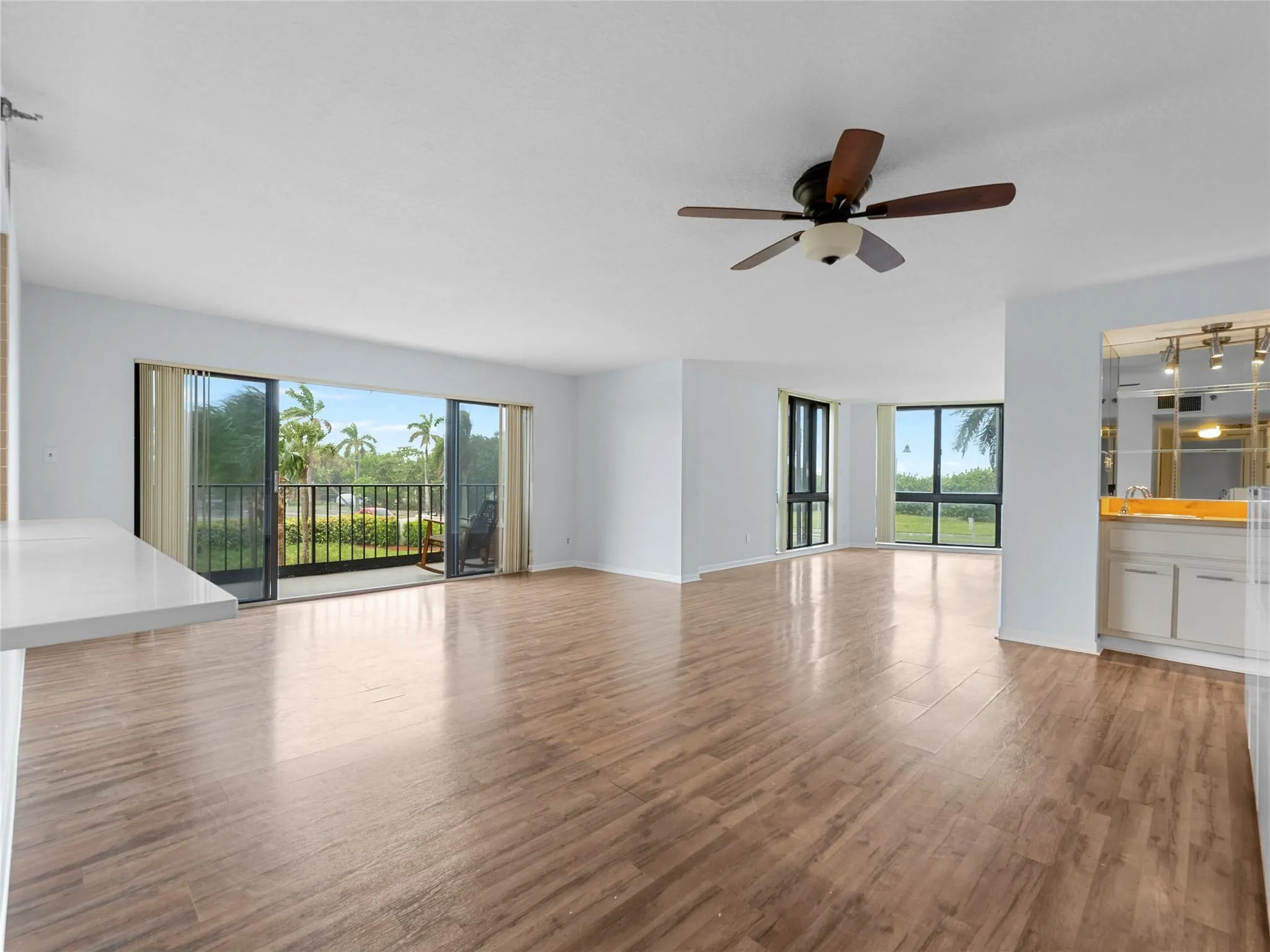 801 S Ocean Dr, #205