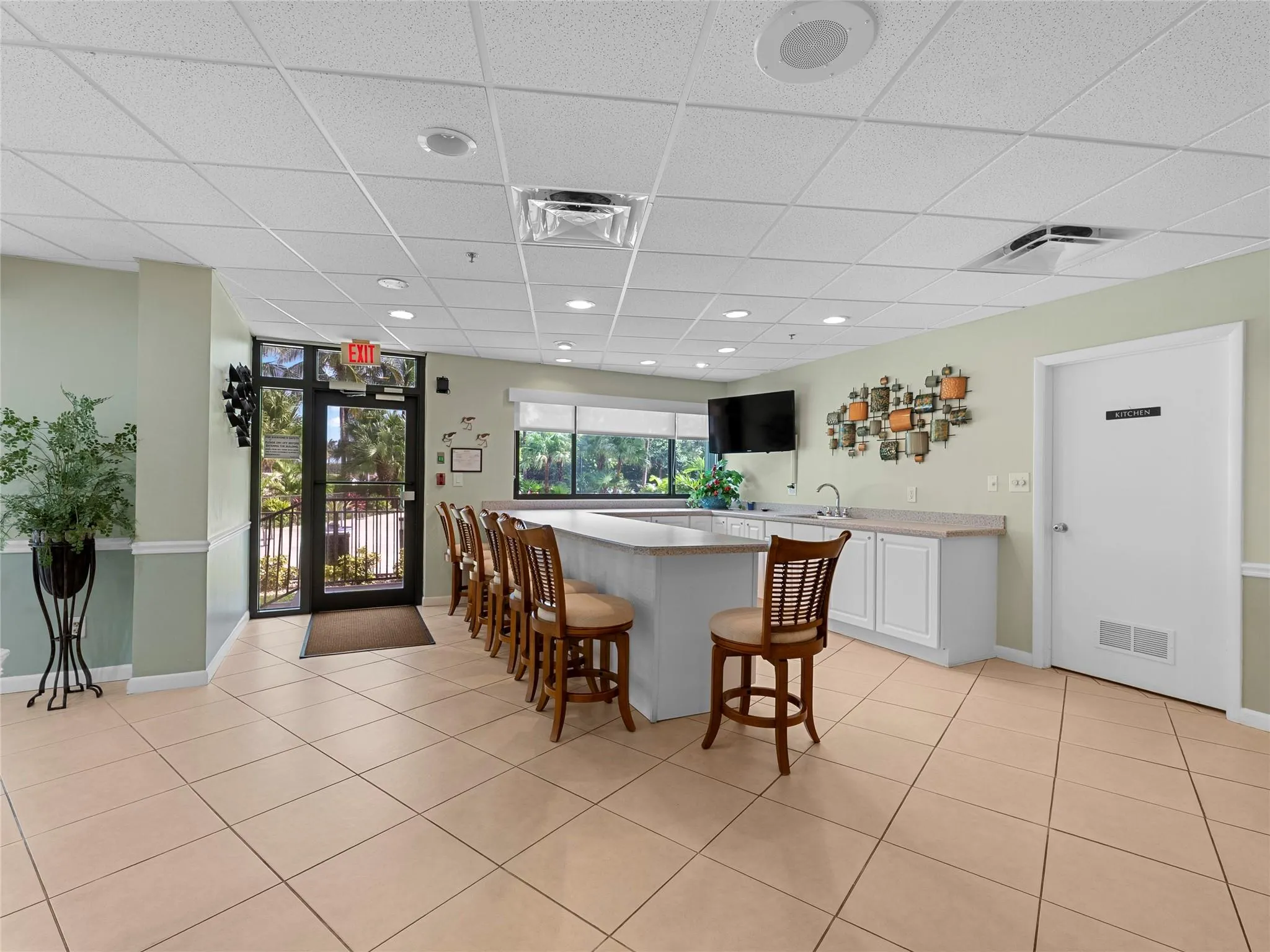 801 S Ocean Dr, #205