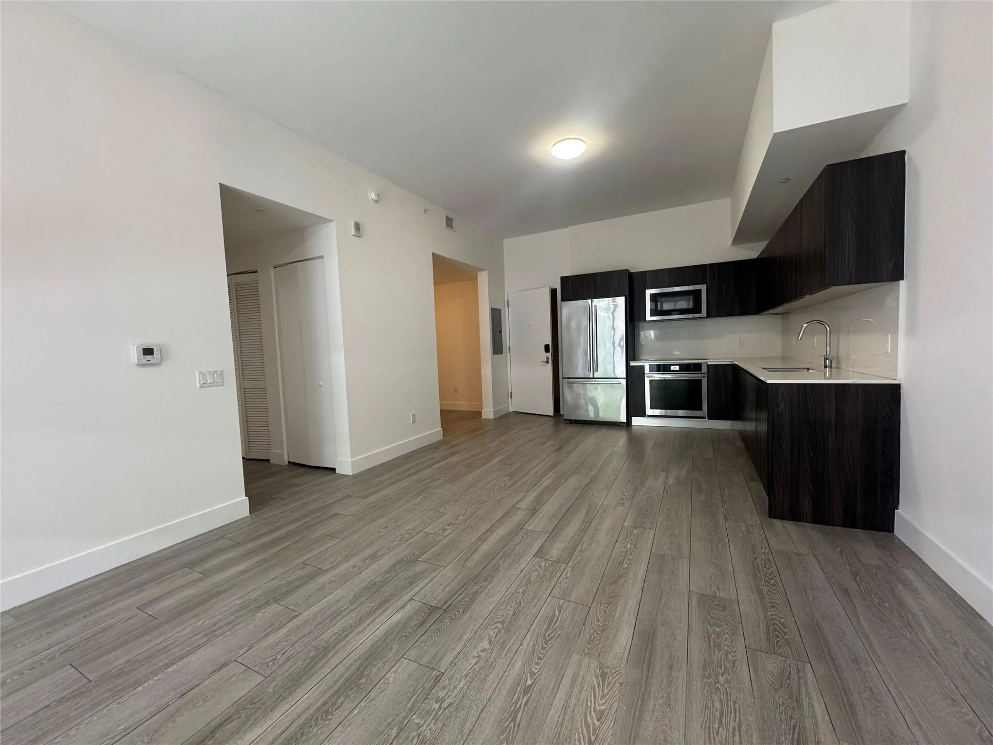 2960 NE 207th St, #508
